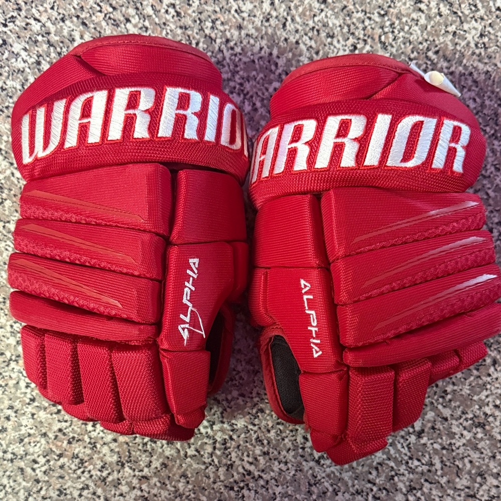 Warrior Alpha Red Hockey Gloves